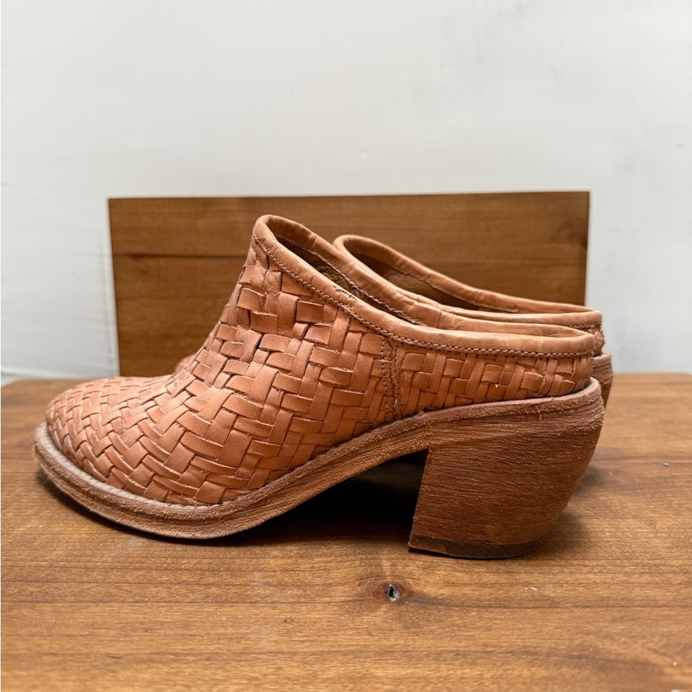 FRYE Woven Tan Rosalia Mules